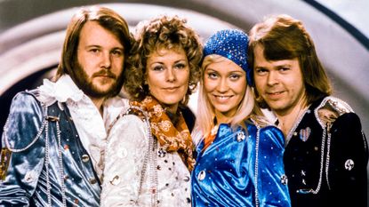 ABBA Voyage tour: SWEDEN-MUSIC-ABBA Picture taken in 1974 in Stockholm shows the Swedish pop group Abba with its members (L-R) Benny Andersson, Anni-Frid Lyngstad, Agnetha Faltskog and Bjorn Ulvaeus posing after winning the Swedish branch of the Eurovision Song Contest with their song "Waterloo". - Sweden's legendary disco group ABBA announced on April 27, 2018 that they have reunited to record two new songs, 35 years after their last single. The quartet split up in 1982 after dominating the disco scene for more than a decade with hits like "Waterloo", "Dancing Queen", "Mamma Mia" and "Super Trouper". 