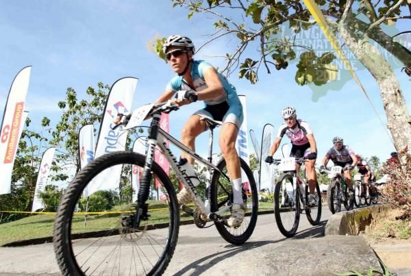 The women in action.