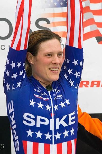 The happy winner Katie Compton (Spike/Primus Mootry)