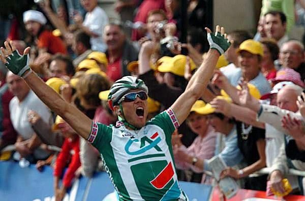 Thor Hushovd roars into Joigny winning stage four