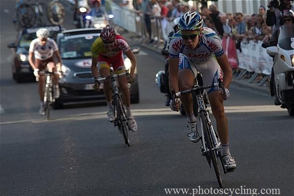 Ronan Van Zandbeek (Skil-Shimano) on the attack.