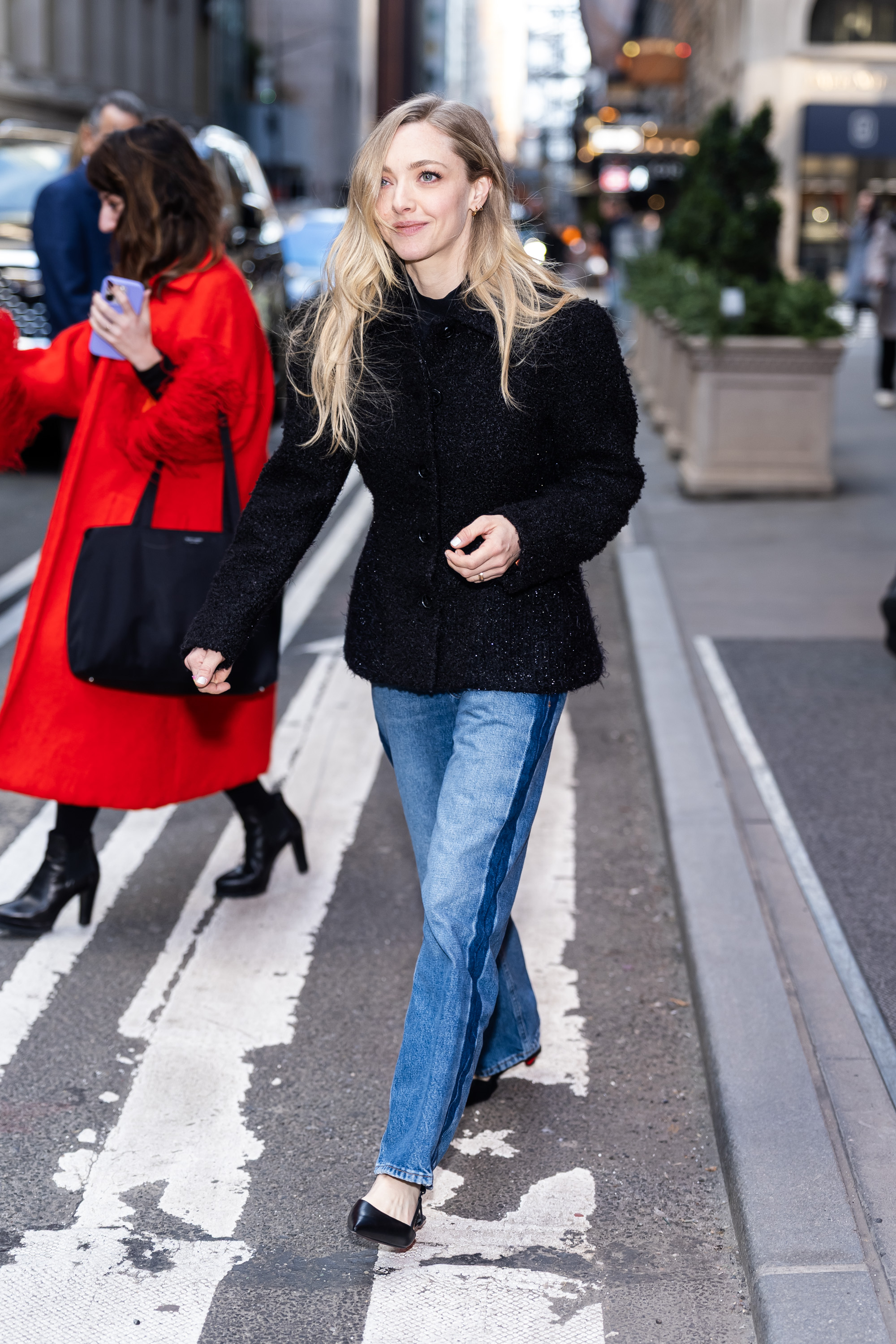 Amanda Seyfried wearing two-tone jeans in New York