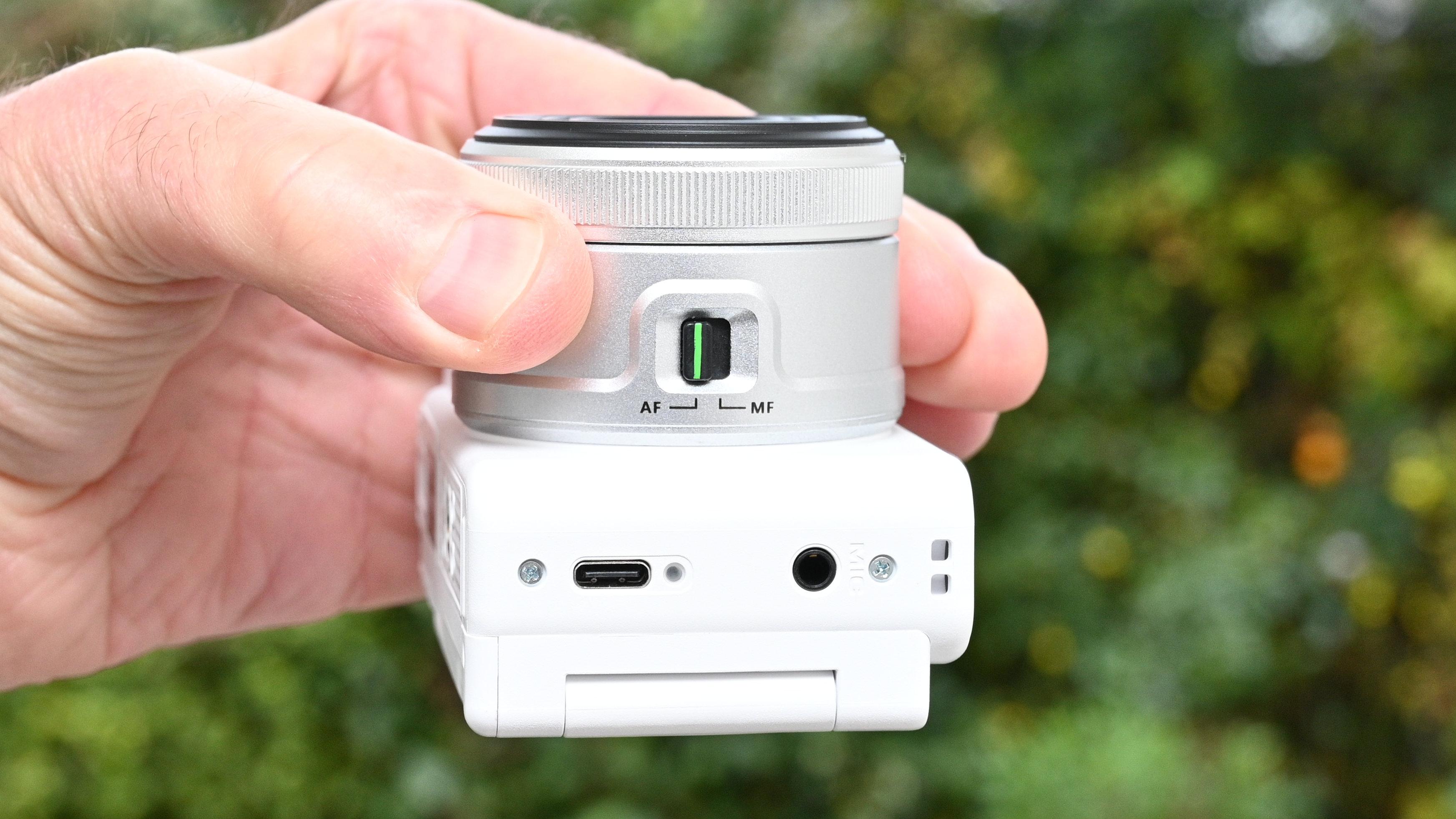 Yashica City 200 product shot