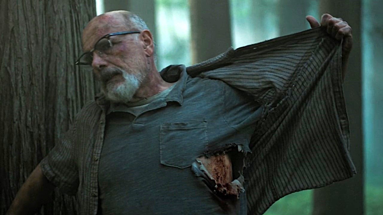 Joe Pantoliano as Eugene Lynden shows his bite in The Last of Us Season 2.