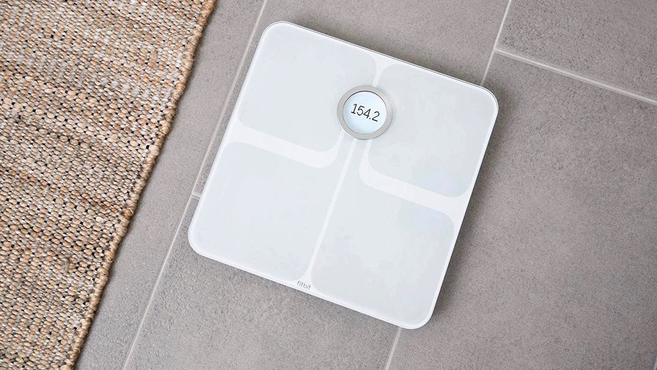 Fitbit Aria 2 smart scale bathroom scale