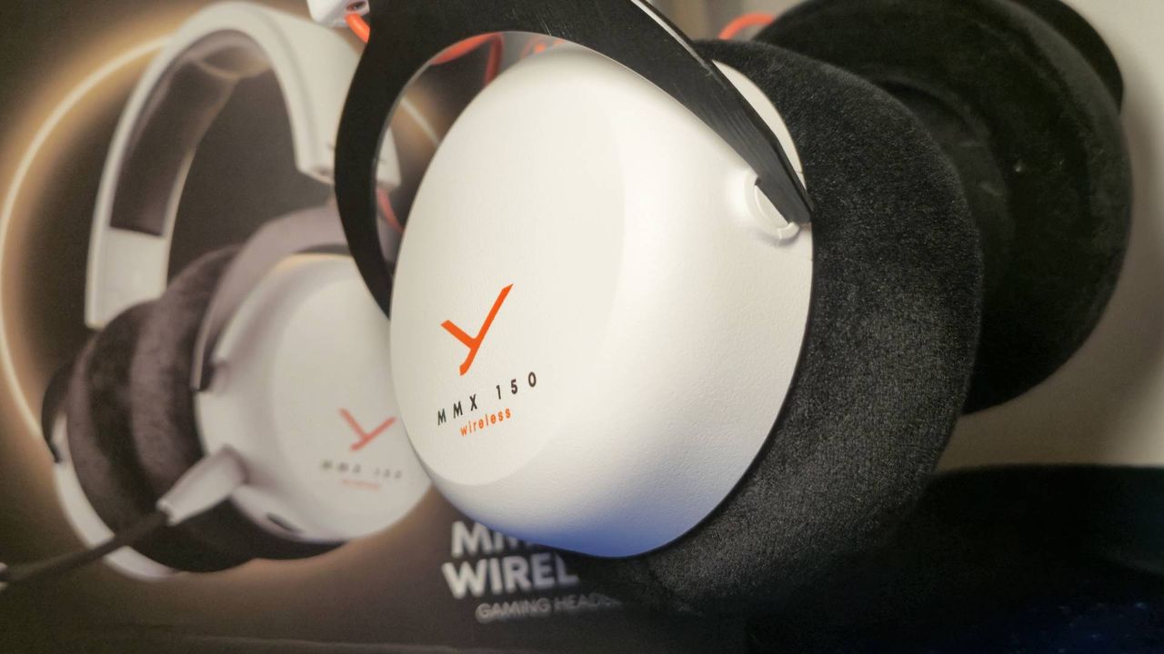 Beyerdynamic MMX 150 Wireless headset sounds as good as it looks, but my head wasn't a fan