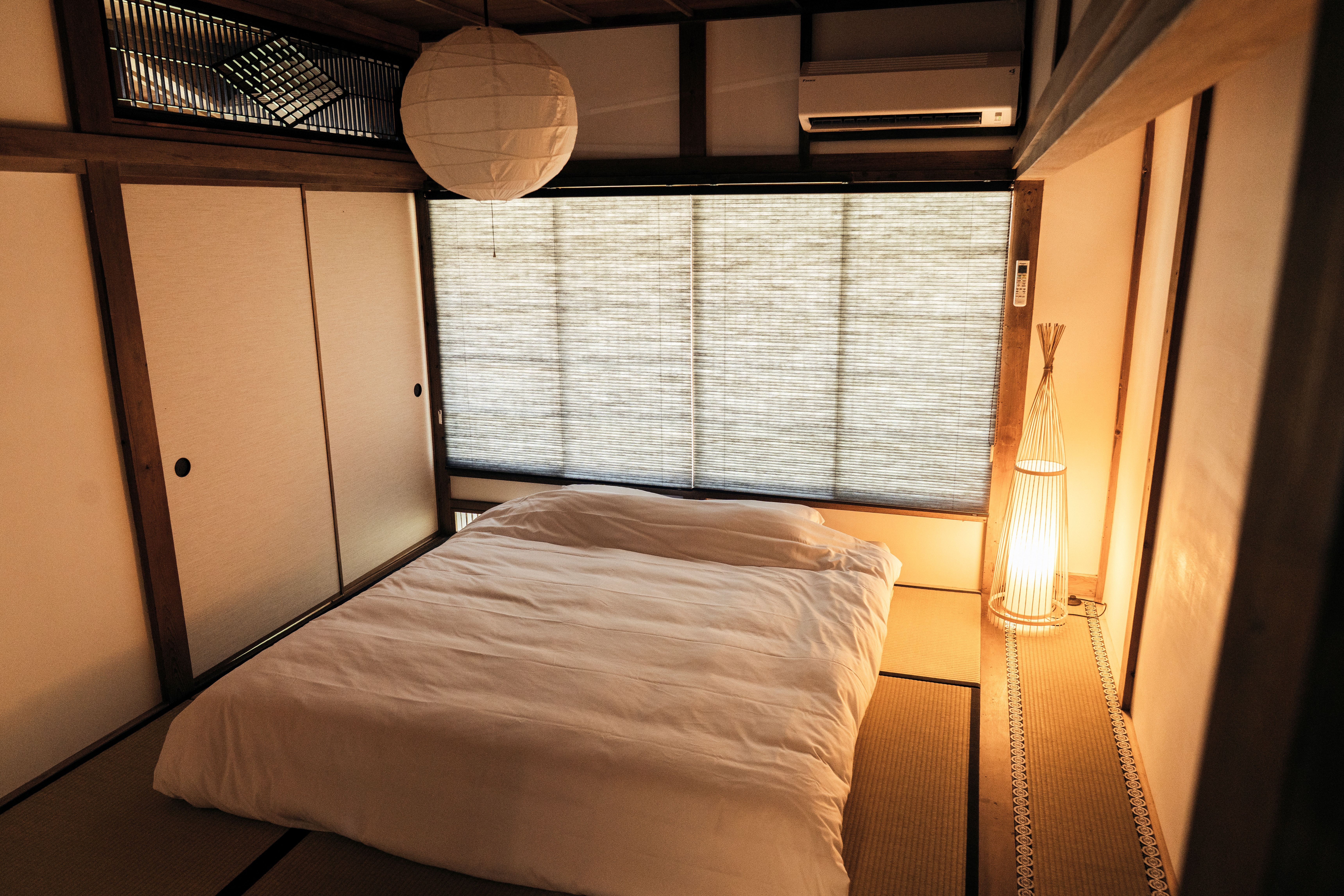 Spend a night at the house of the late filmmaker Yasujir&amp;#333; Ozu