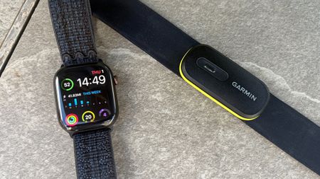 Apple Watch 12 and Garmin HRM 600 chest strap