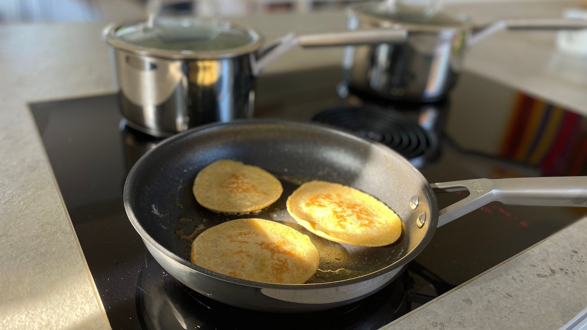 Pale American pancakes in the Ninja NeverStick Pan Set