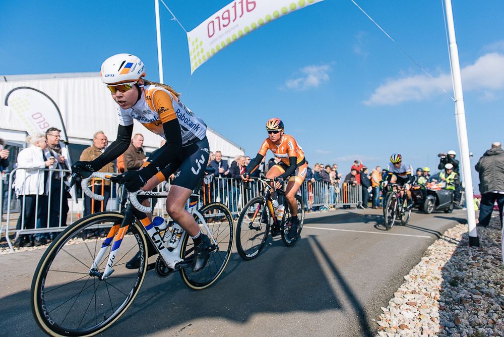 Anna van der Breggen is the first over the top of VAMberg, closely followed by Chantal Blaak and Trixi Worrack at Ronde van Drenthe