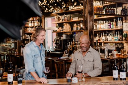 Radomski-with-Darius-Rucker-from-Hootie-the-Blowfish-@-Grindstone-Cowboy-Eagleville-TN.jpg