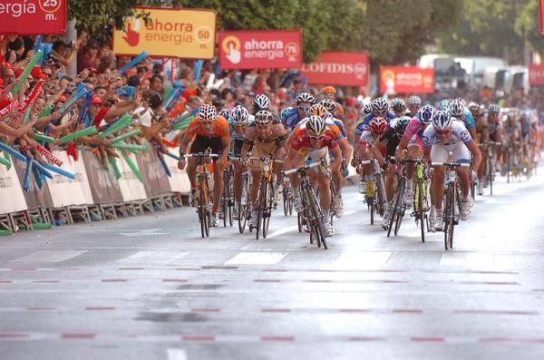 The sprint on stage 2 in Marbella went to a surprise name, Yauheni Hutarovich (FDJ)