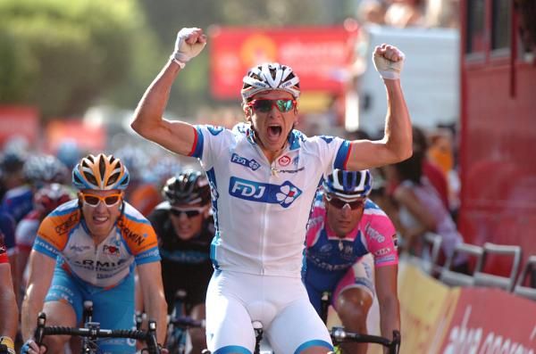 Yauheni Hutarovich (FDJ) outpowered Mark Cavendish to take the win on stage 2