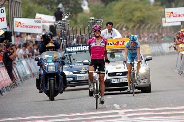 Andreas Klier wins his first Vuelta stage win.