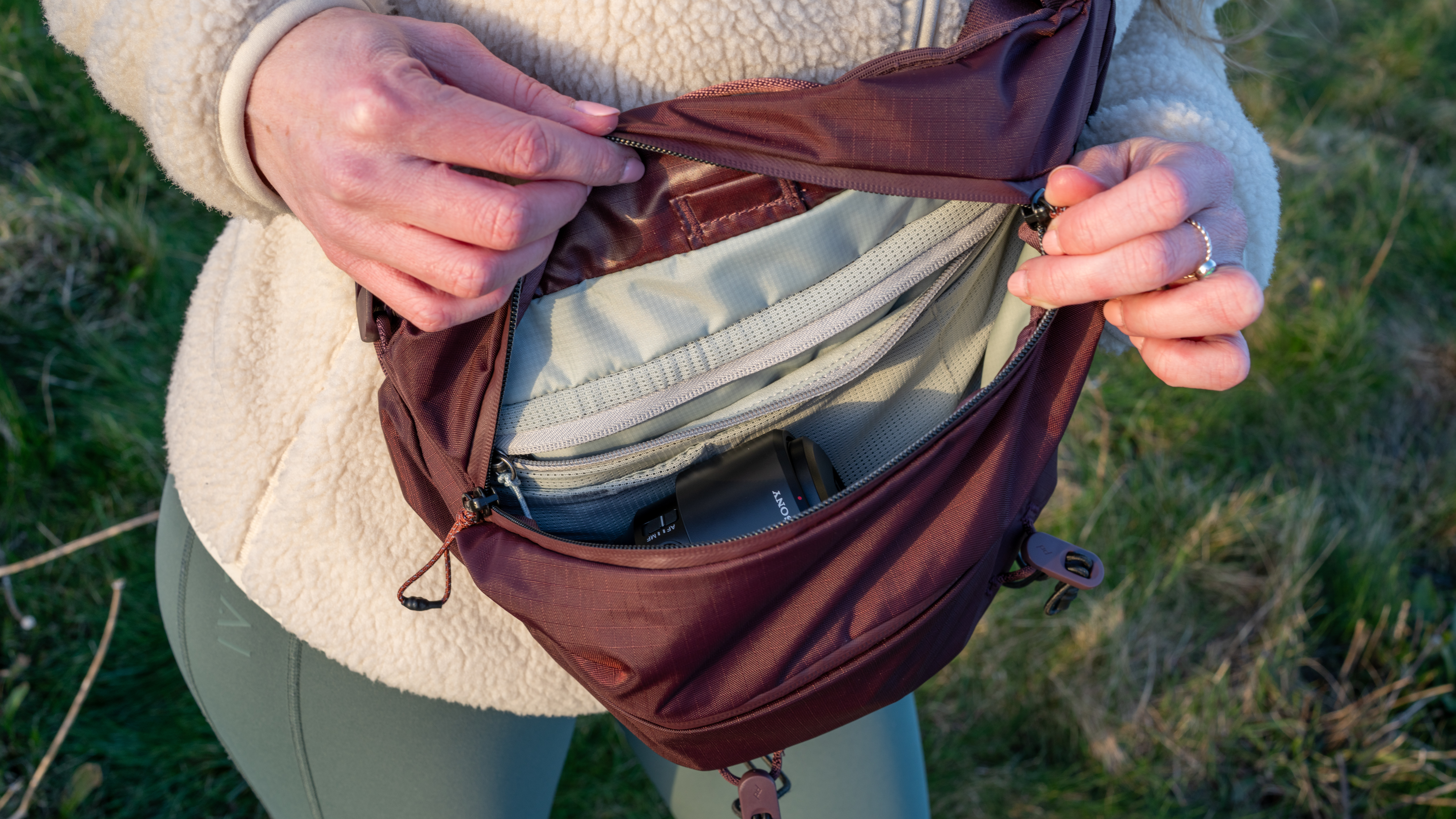 interior of the Peak Design 7L Outdoor Sling Bag