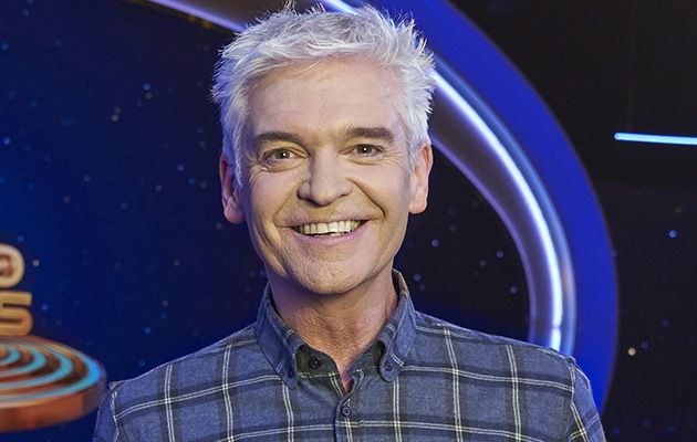 Phillip Schofield hosts 5 Gold Rings