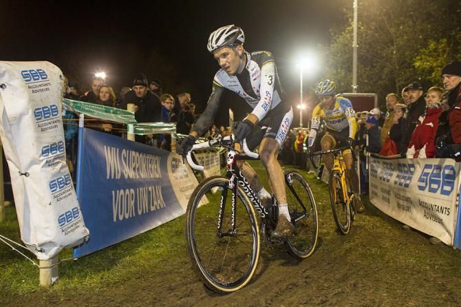 Niels Albert (BKCP-Powerplus) in pursuit of race leader Sven Nys with Tom Meeusen (Telenet-Fidea) in tow