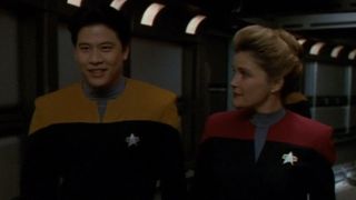 Harry Kim and Janeway in Star Trek: Voyager
