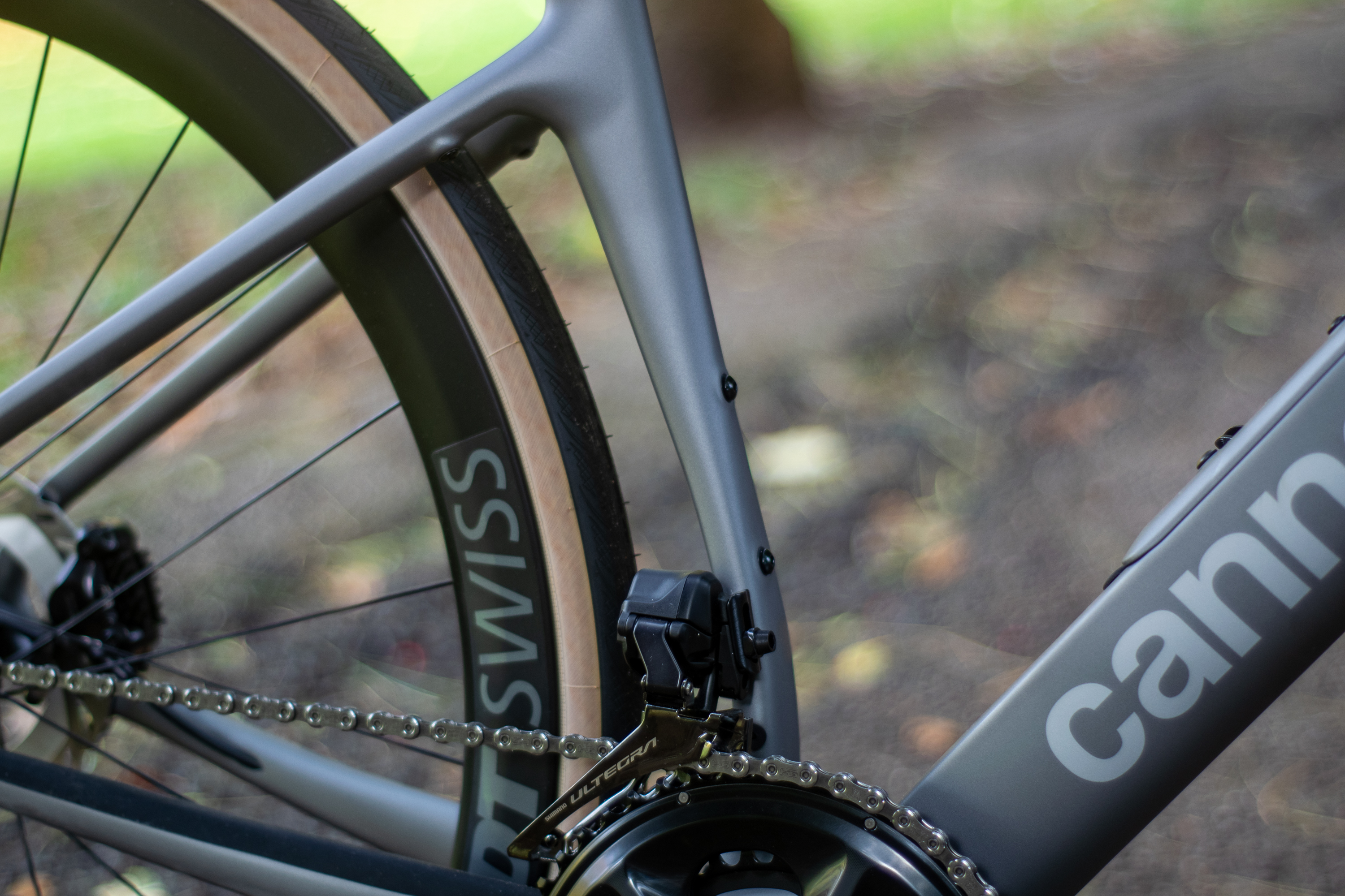 A Cannondale Synapse Carbon 2 bike