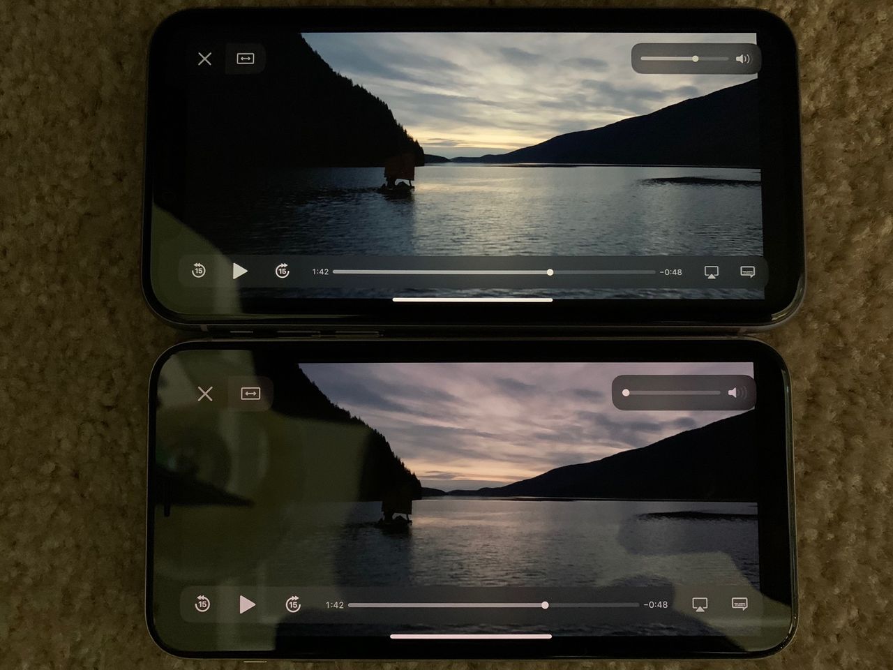iPhone 11 vs iPhone 11 Pro display