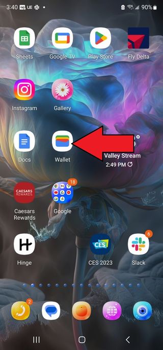 Arrow pointing to Google Wallet app