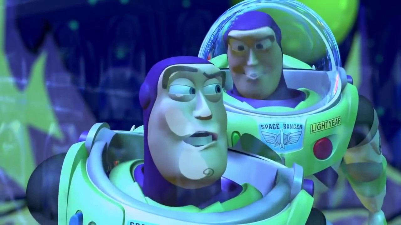 Buzz et Buzz dans Toy Story 2.