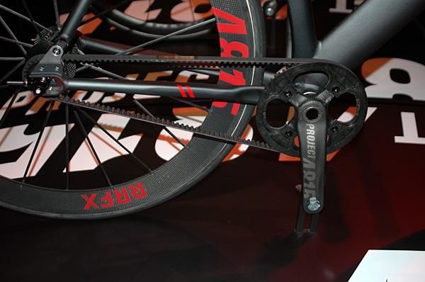 These urban fixed gear masterpieces get the carbon crank and alloy frame treatment.