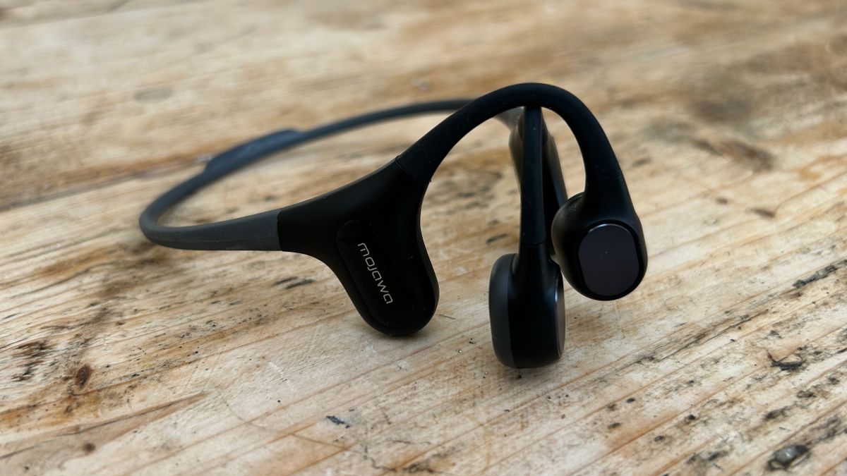 Mojawa Run Plus Headphones Review | Coach