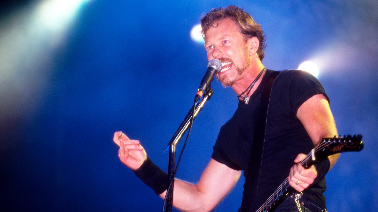James Hetfield on stage in 1997