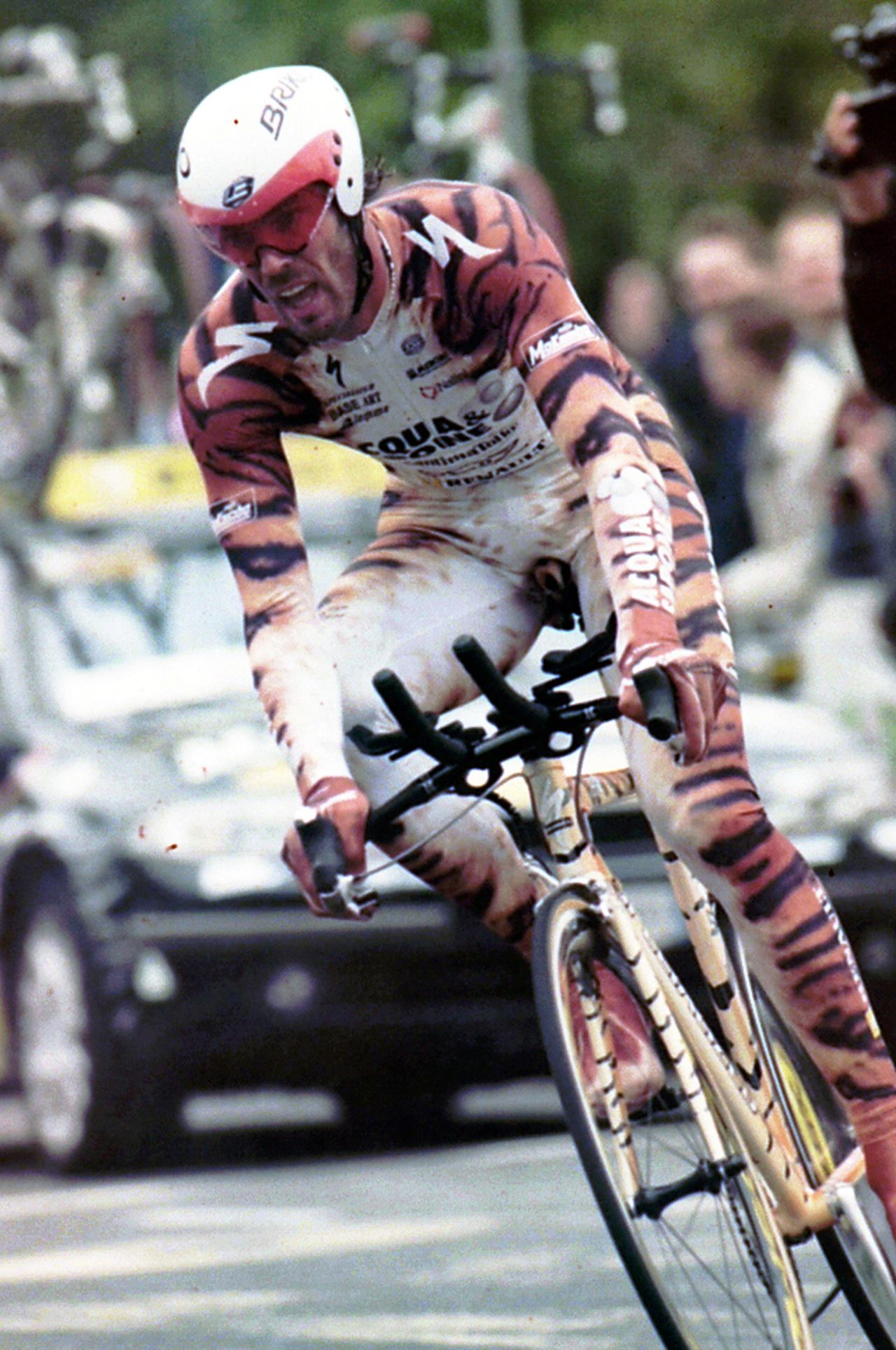Mario Cipollini being Mario Cipollini at the 2002 opener in Gronigen. He placed 13th