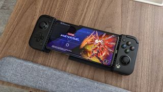 Gamesir X2 Pro with Yugioh Master Duel on phone