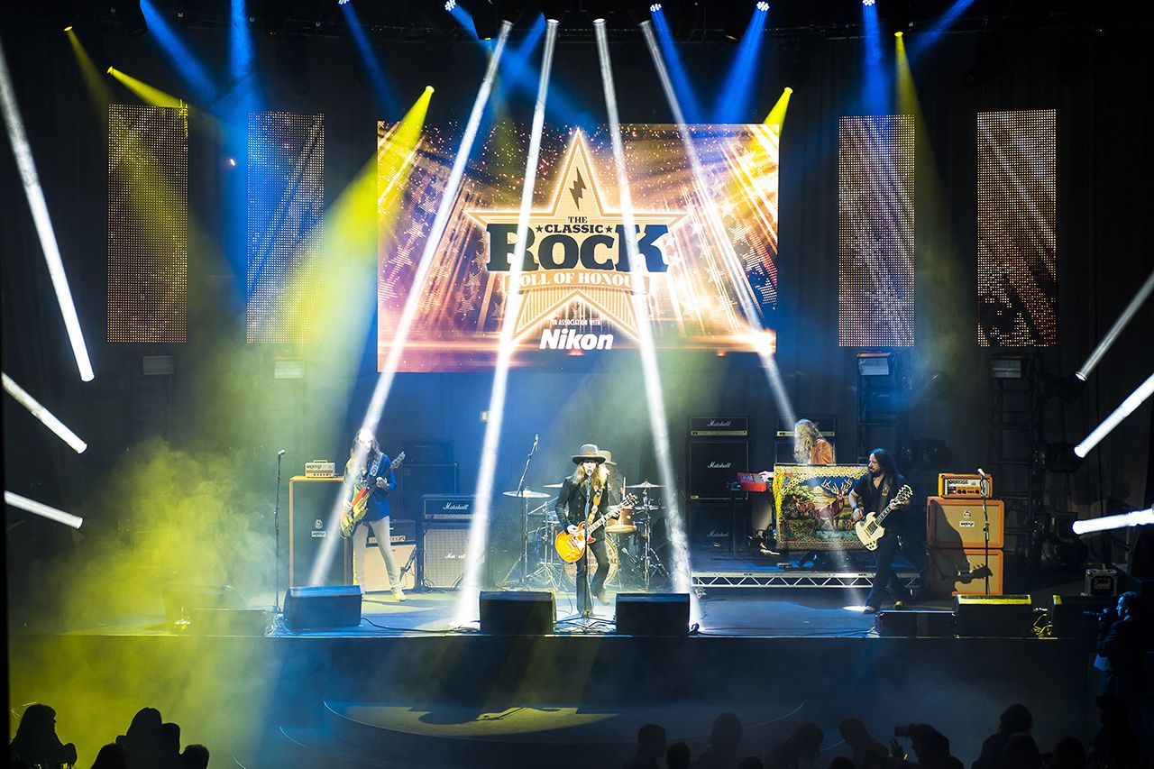 Blackberry Smoke, on smokin' form