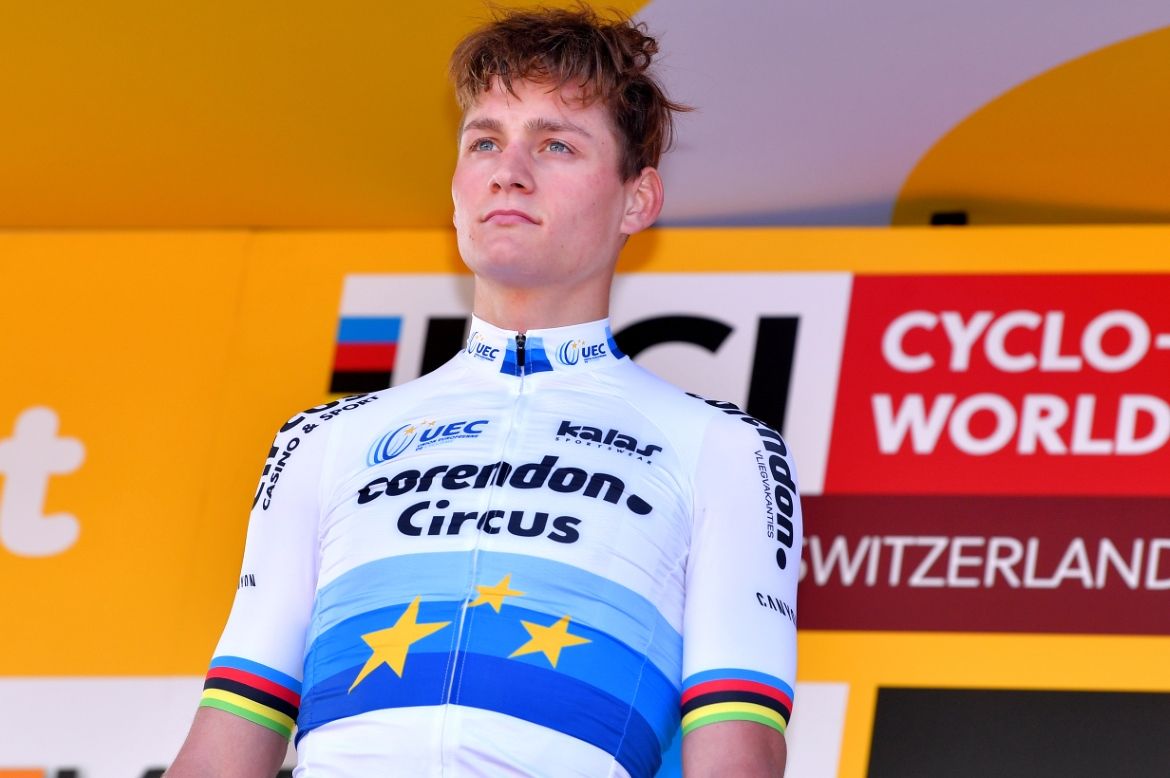 Mathieu van der Poel on the podium in Bern