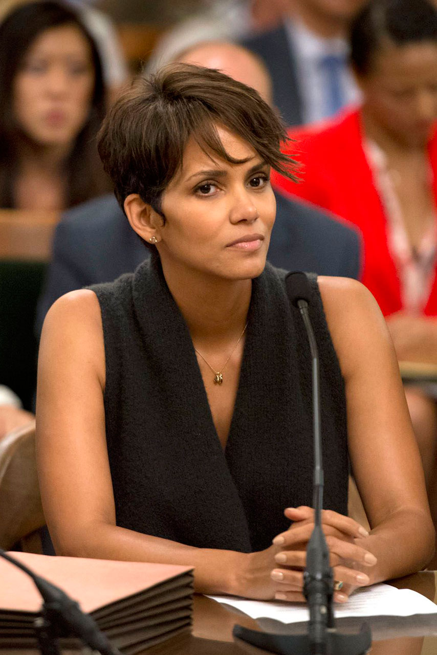 Halle Berry Appears In Court To Back Anti Harrassment Law Marie Claire UK Halle Berry Appears In Court To Back Anti Harrassment Law Marie Claire UK
