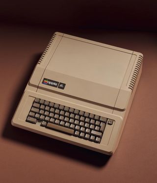 Old version of an Apple Computer