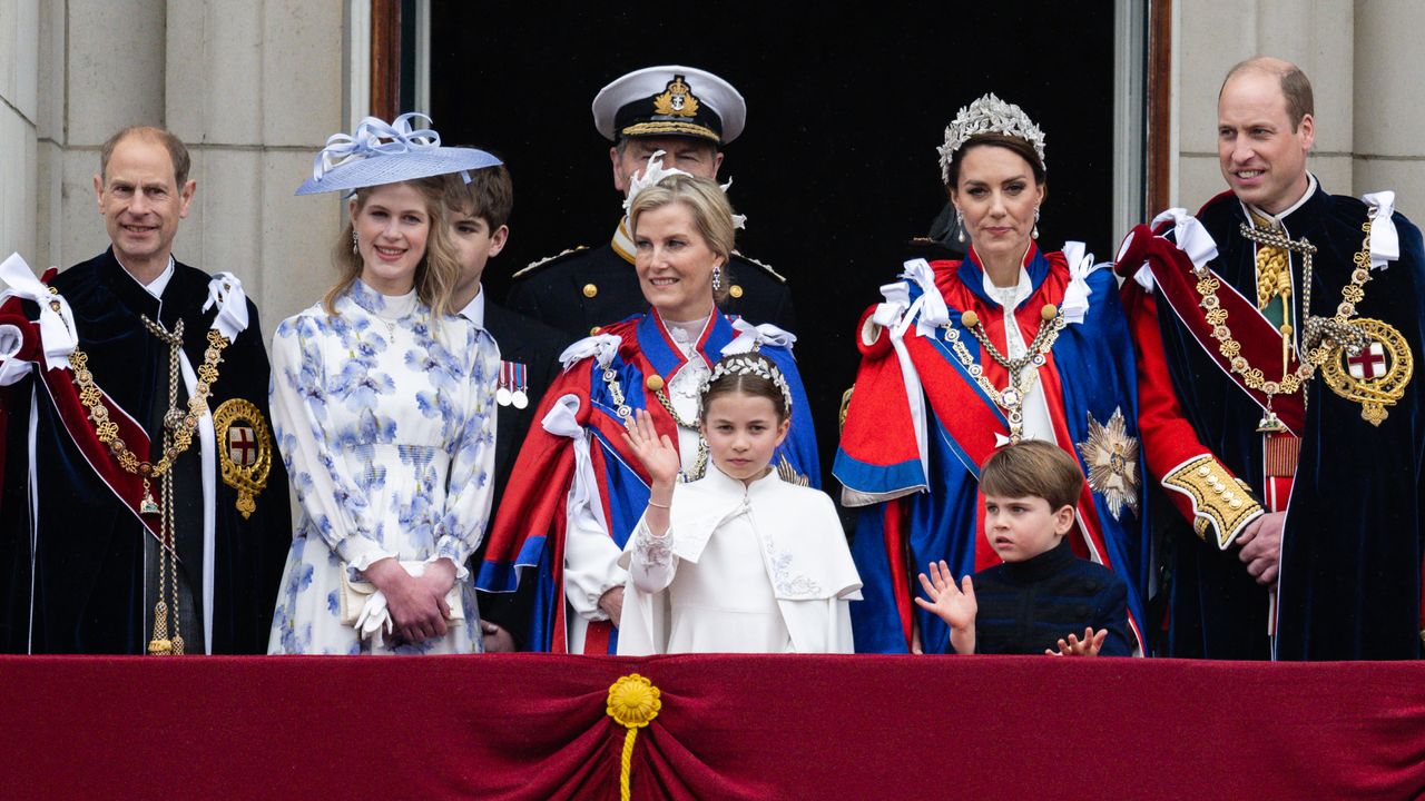 Lady Louise, Duchess Sophie, Princess Charlotte, Prince Louise and Kate Middleton on the balcony of Buckingham Palace during King Charles&#039;s coronation