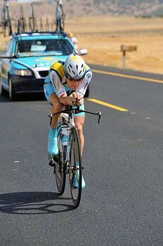 Levi Leipheimer (Astana) holds his strong time trial position, all the way to the finish.