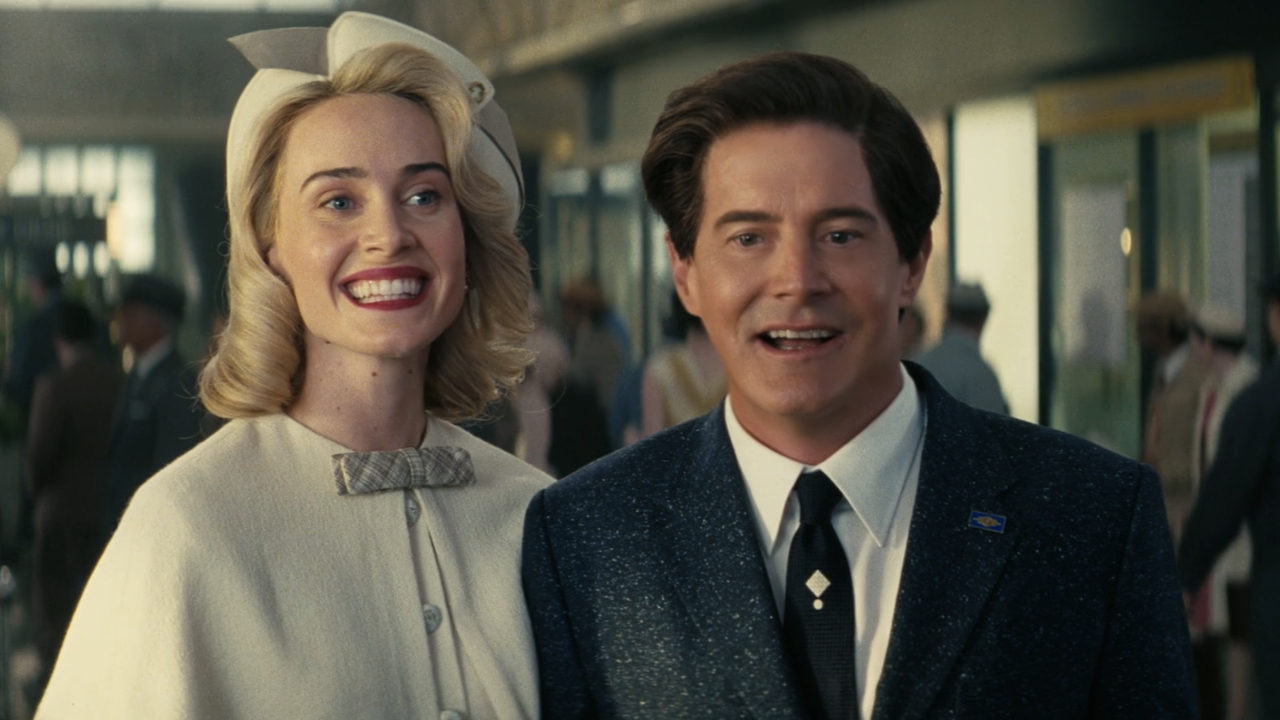 Steph Harper (Annabel O'Hagan) and Hank MacLean (Kyle Maclachlan) reveal their engagement on Fallout.
