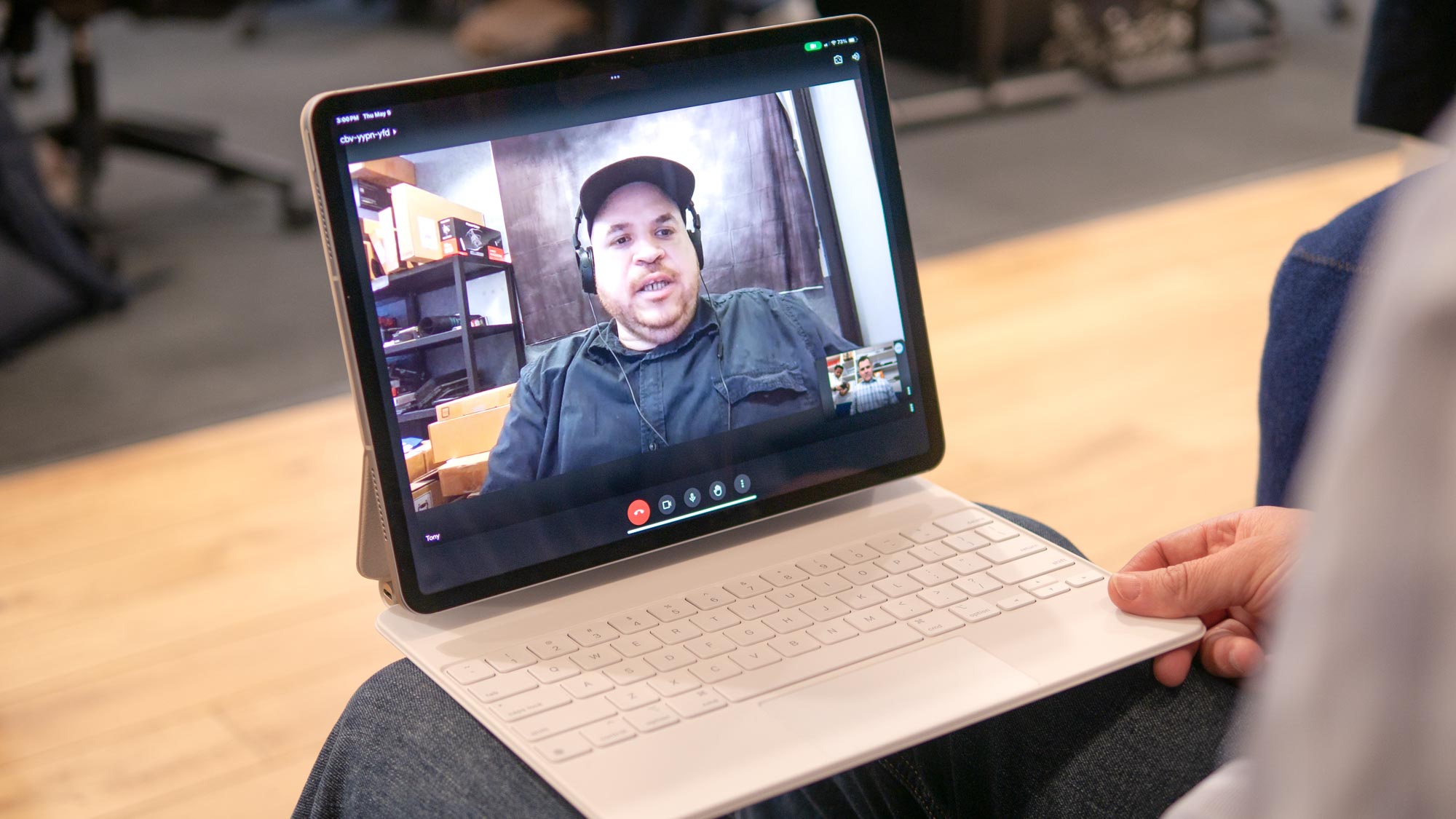 Apple 13-inch iPad Air 2024 on a video call