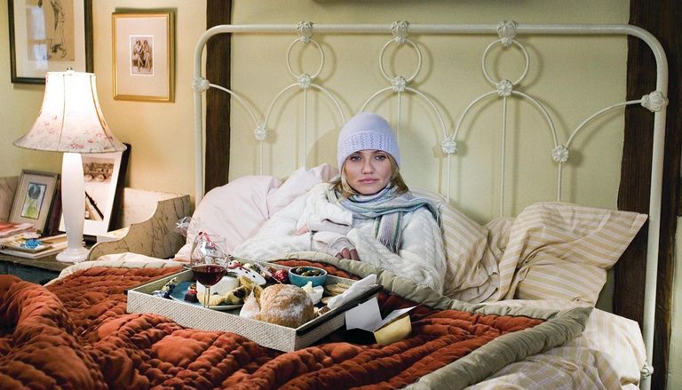 the holiday cameron diaz in bed