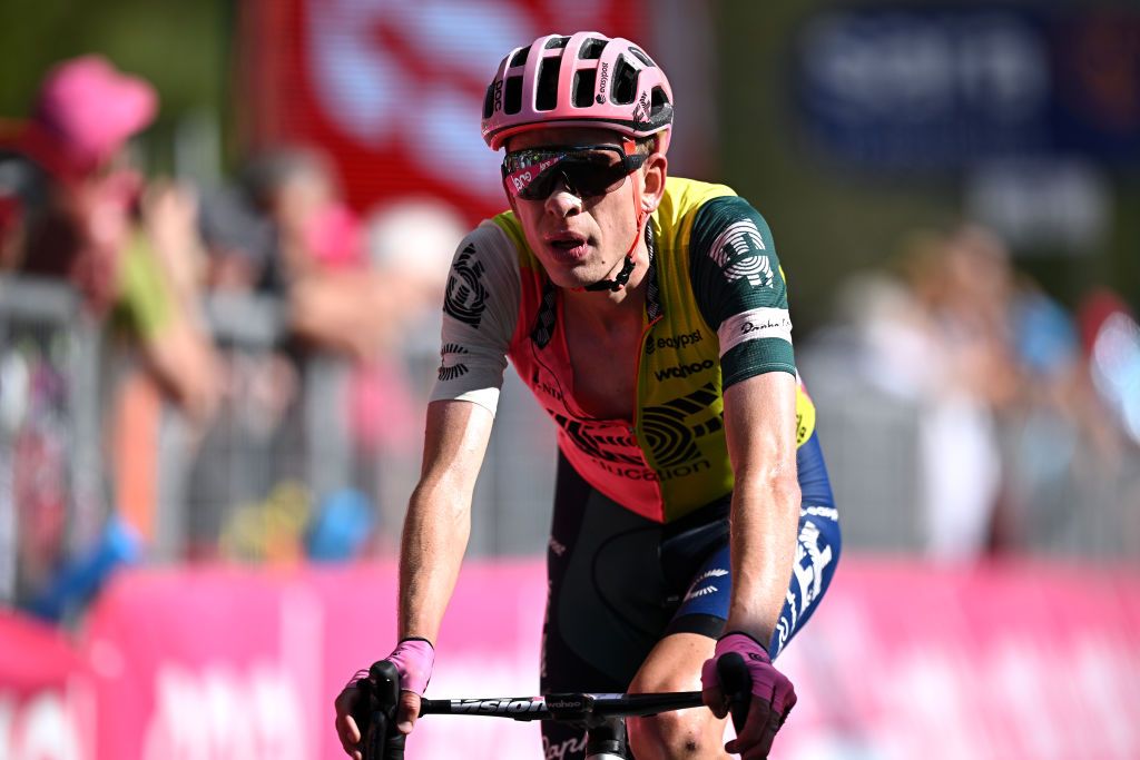 Hugh Carthy at the finish of stage 18 of the Giro d&#039;Italia