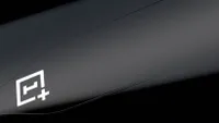 Un nuevo concepto de diseño de celular de OnePlus, con una cámara invisible en la parte trasera (en inglés)