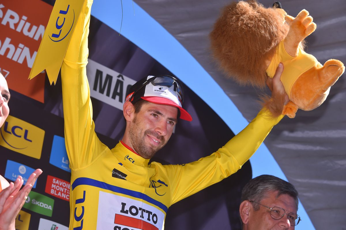 Thomas De Gendt (Lotto Soudal) holds onto yellow