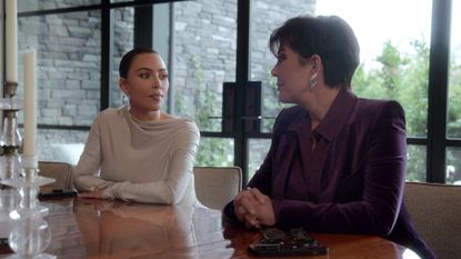 the kardashians hulu family meeting scene with kris jenner and kim kardashian