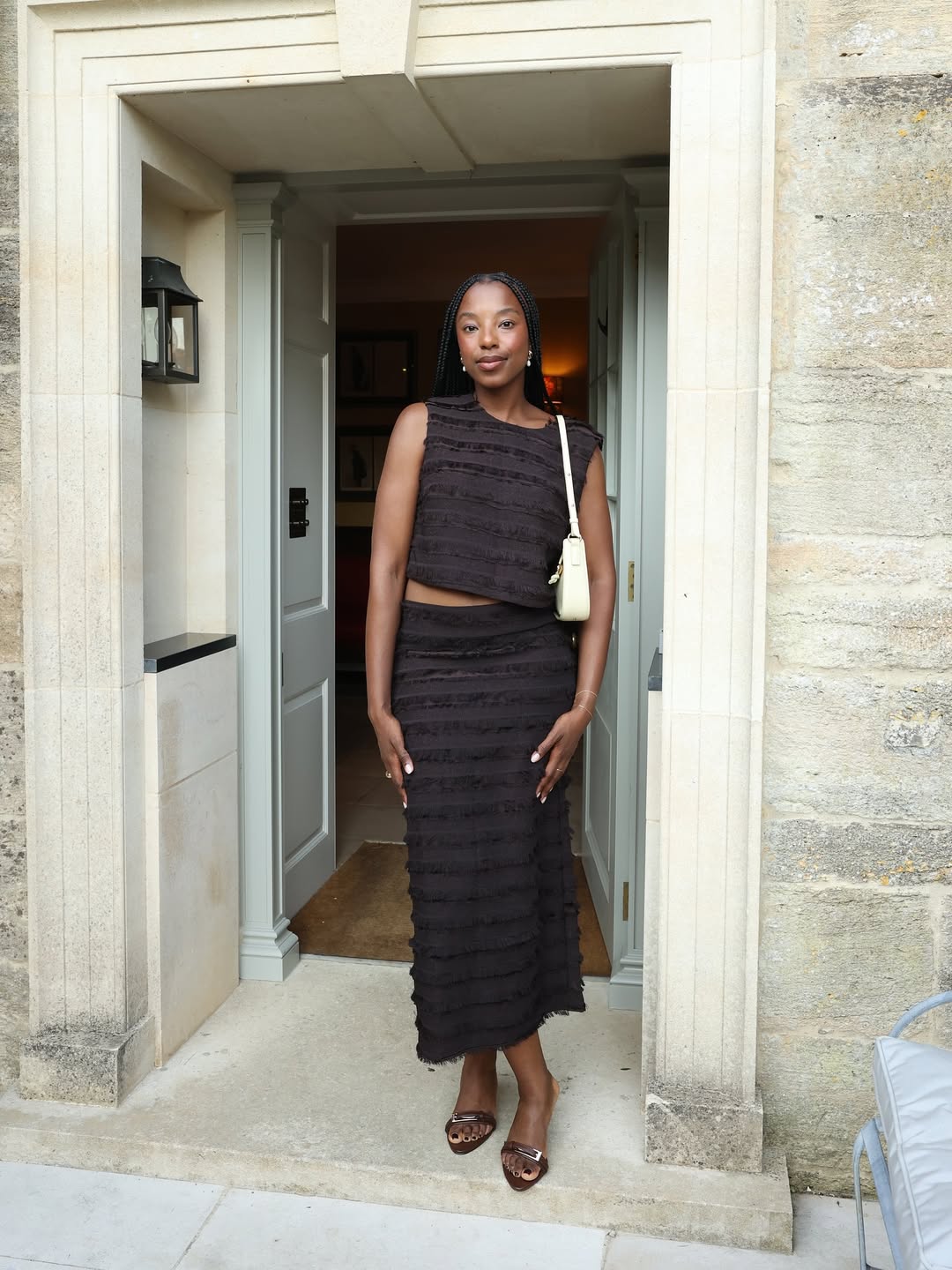 Taffy in a two-piece set