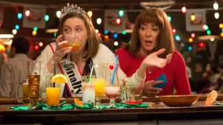 Eden Sher and Patricia Heaton on The Middle
