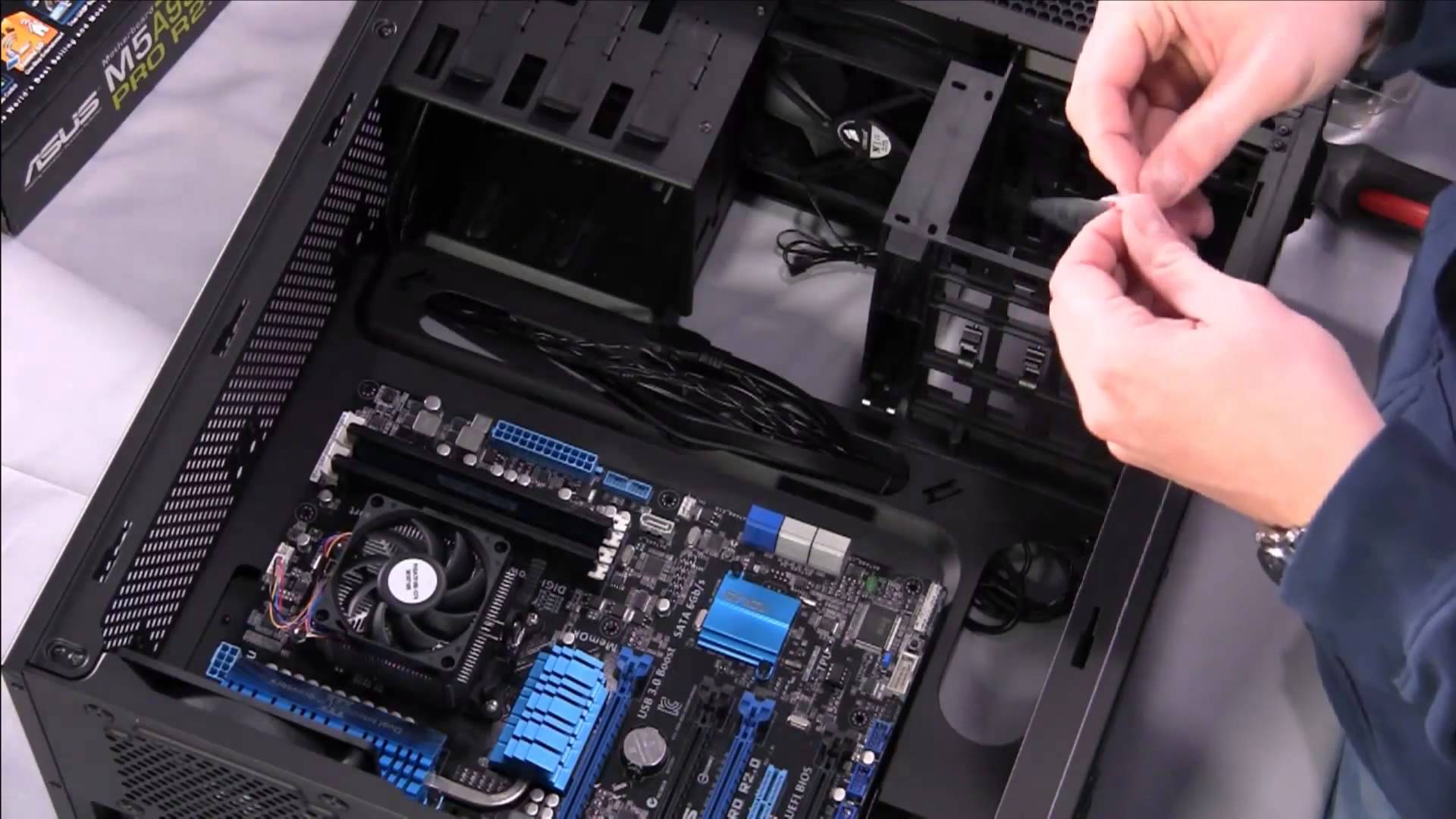 How to Build a PC (2023): Hardware Suggestions, Instructions, and More