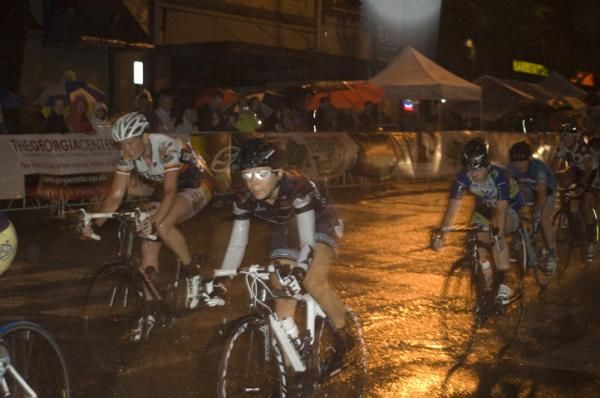 Gaps begin to form as the riders get fatigued