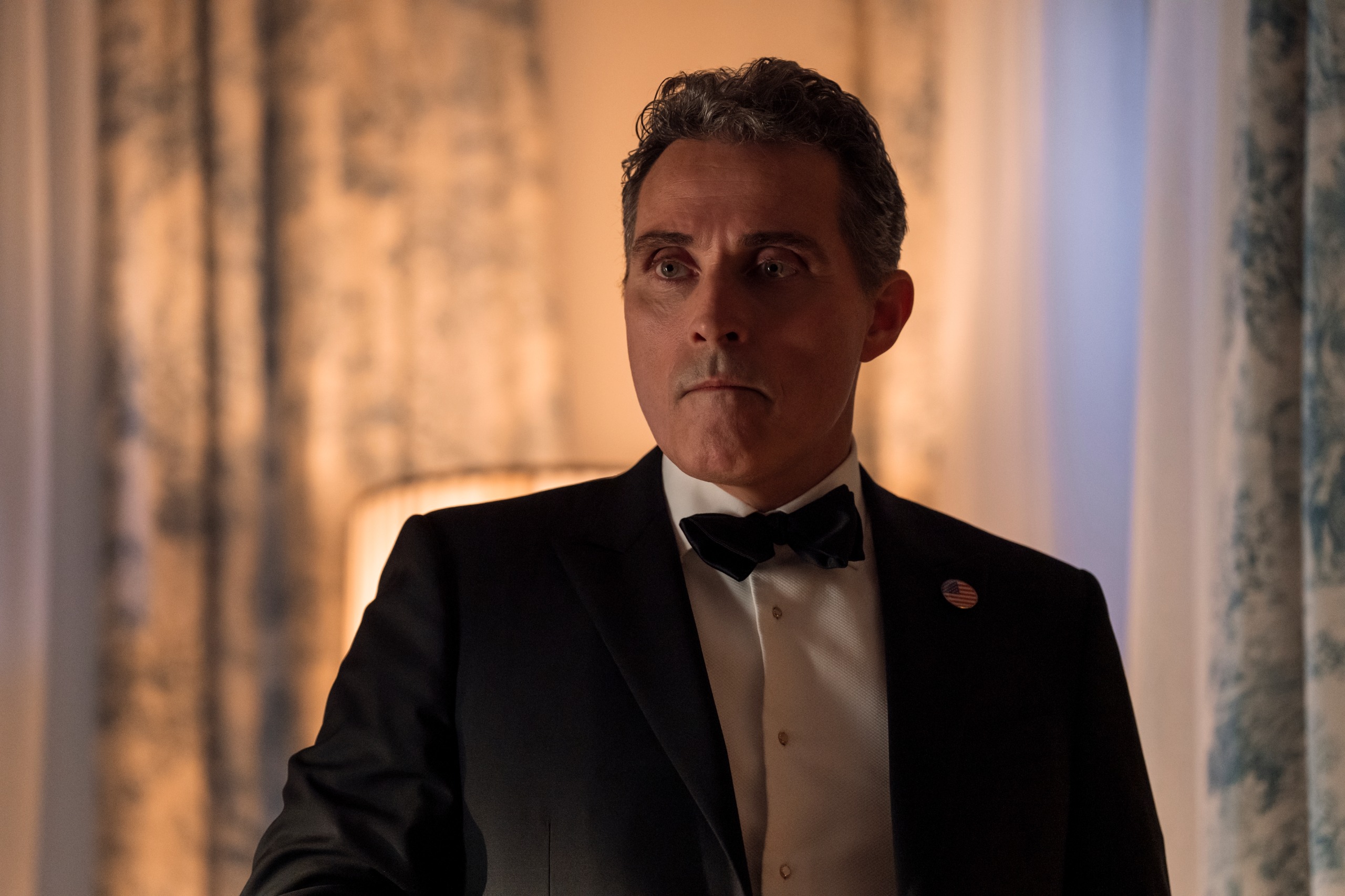 Rufus Sewell as Hal Wyler in episode 408 of The Diplomat.