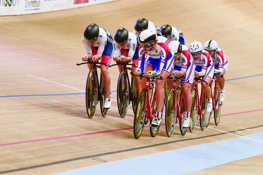 Great Britain overtake Russia in the final to easily claim gold